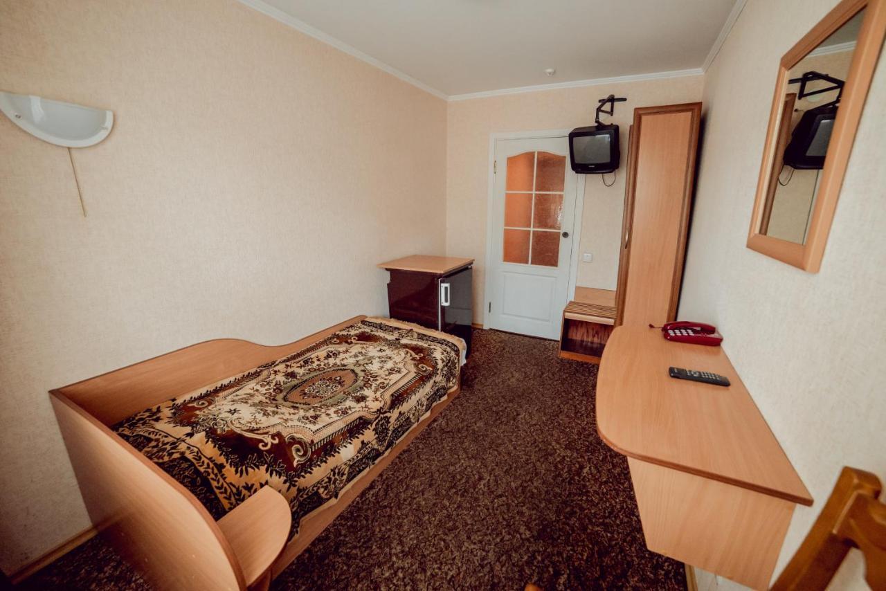 Поділля Hotel Vinnytsia Exterior foto